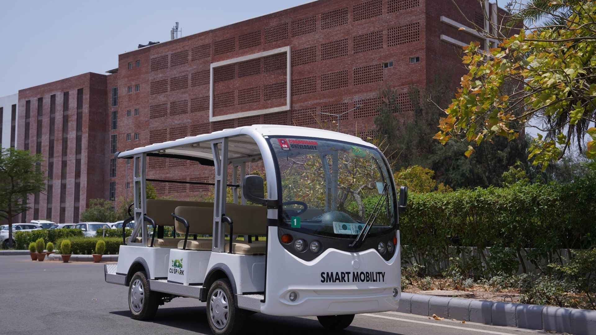 Chandigarh University Indoors photo 4